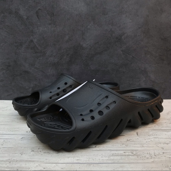 Crocs Echo Slide - Picture 7 of 15